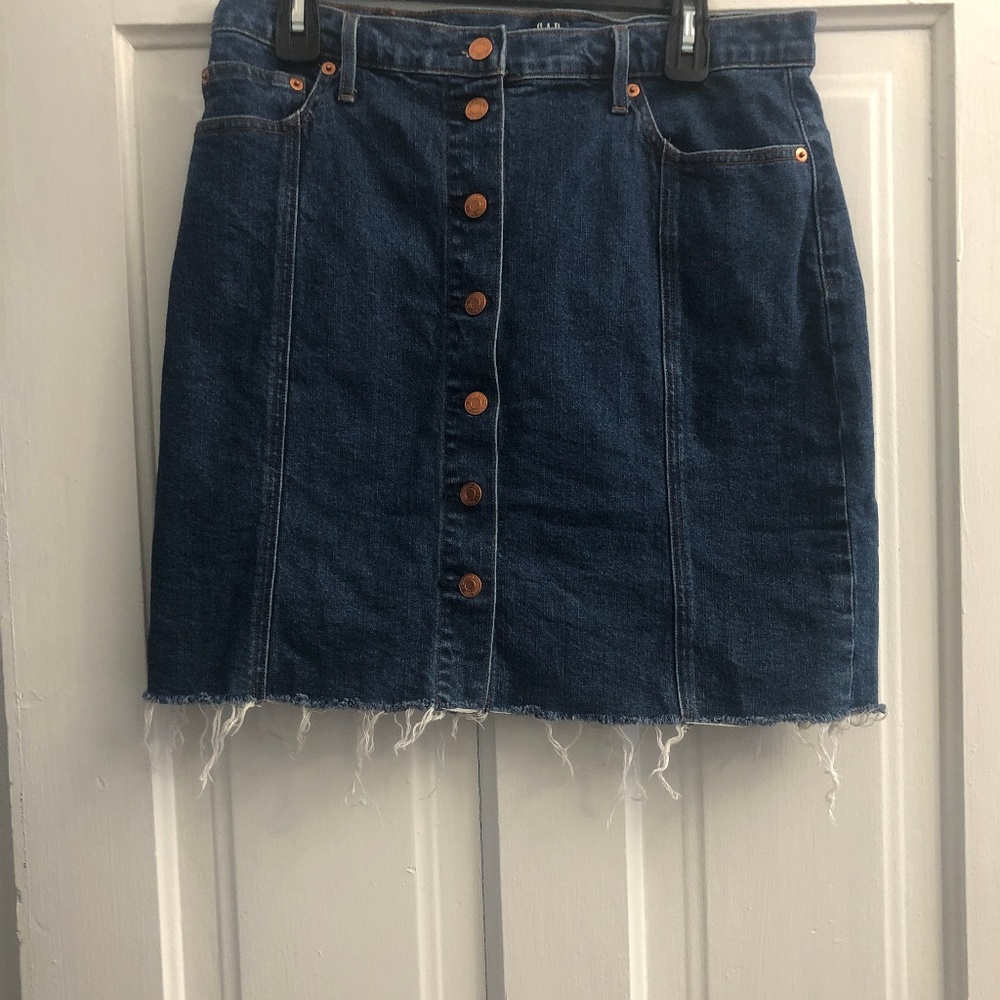 Gap jean skirt - button front